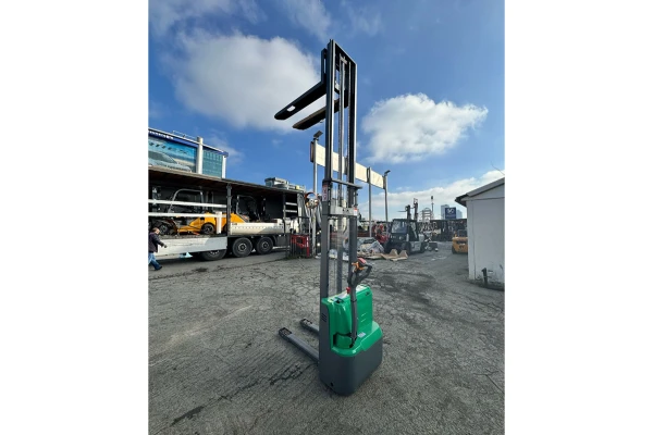 Lityum Akülü İstif Makinası 1500 KG